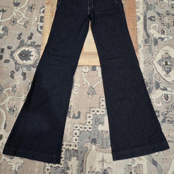 GAP Women's Low Rise Flare Jeans, Tall 36" - Picture 2 of 4